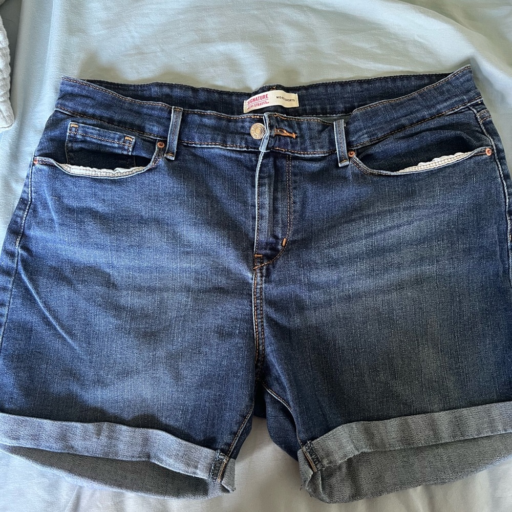 Levi Dark Wash Denim Shorts - Women's